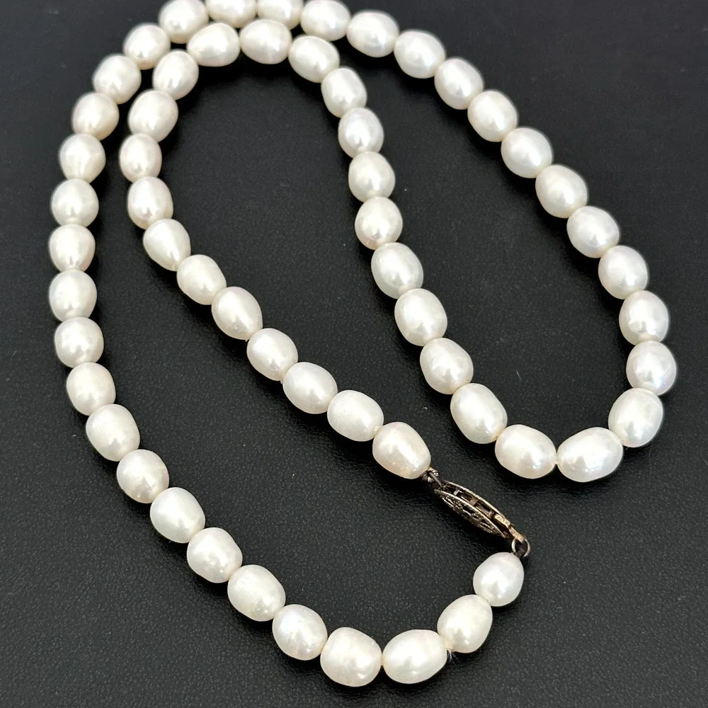 Vintage 925 Sterling Silver Genuine Freshwater Pearl Ladies Strand Necklace 18